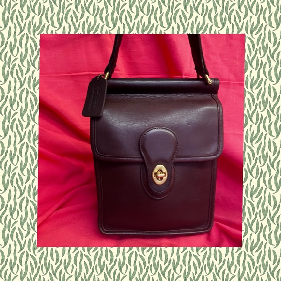 Coach Handbags - Rare Find Made in Hungary 1996!  Vintage Coach 9930 Murphy Bag